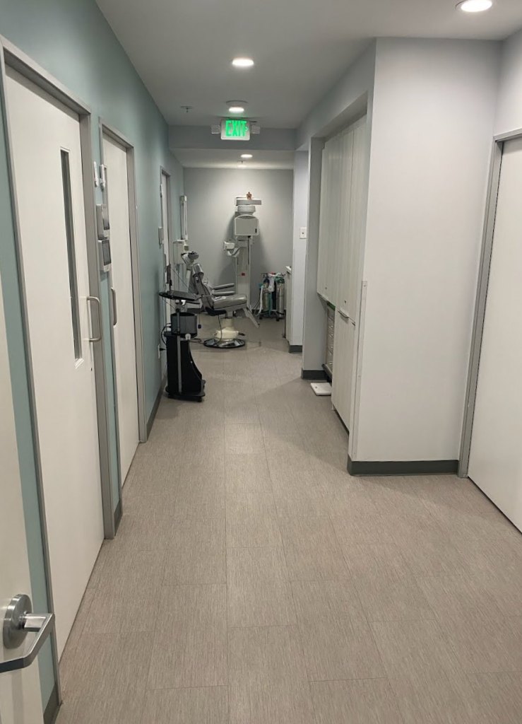 {PRACTICE_NAME} Hallway